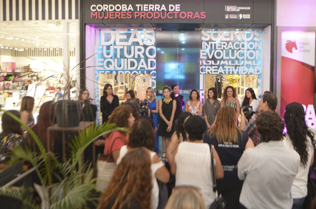 Tierras-de-Mujeres-productoras-1