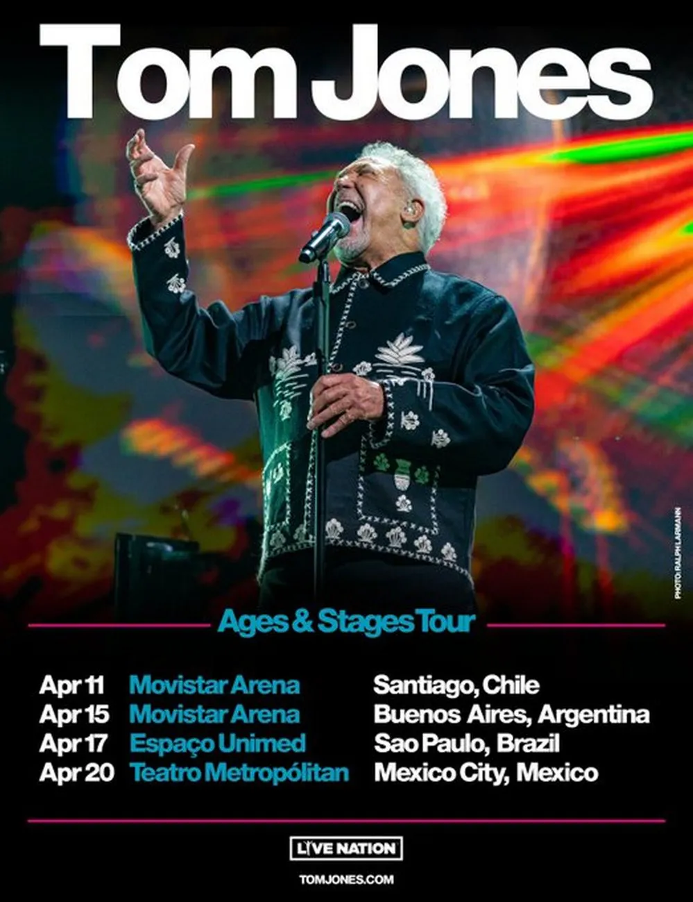 EL OBJETIVO FOTO TOM JONES GIRA TWITTER