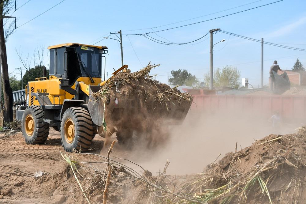 Muni compactaron calles 01