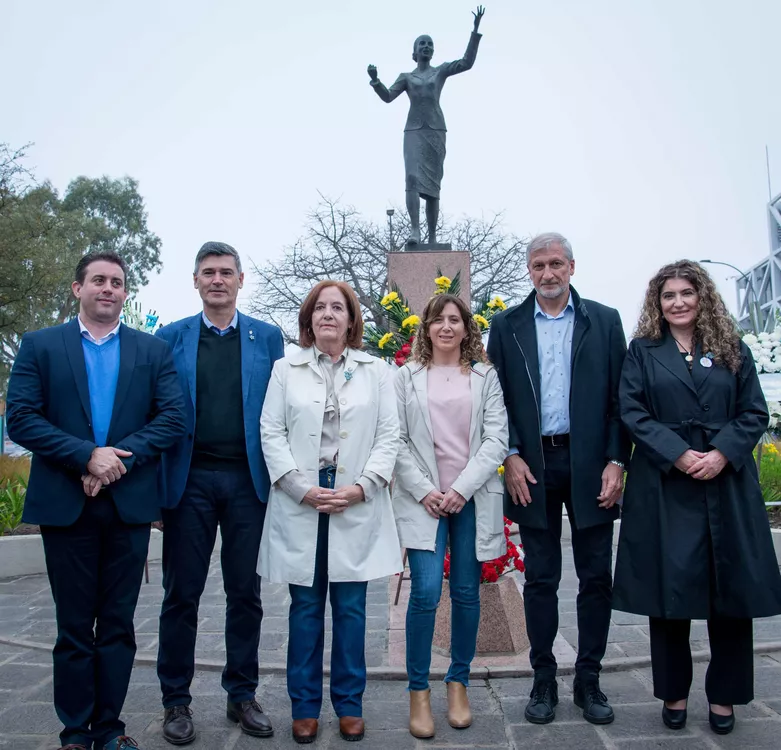 Eva Perón  homenaje