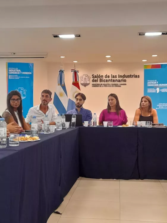 salón de las industrias del bicentenario