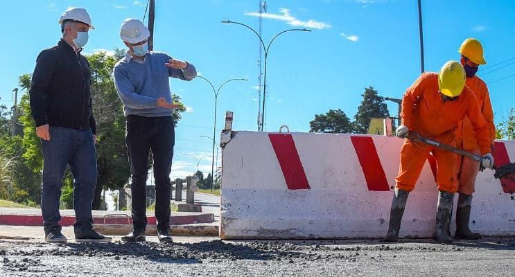 Avanza la reconstrucción del desagüe de Avenida Vélez Sársfield