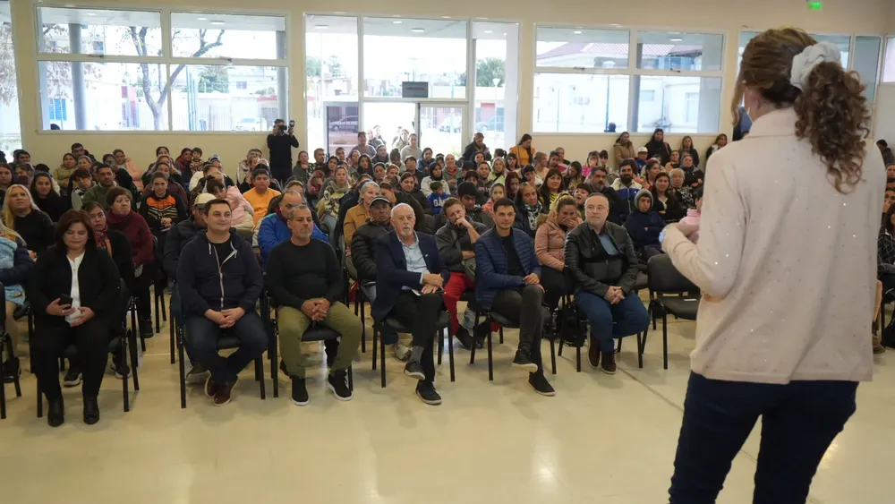 Más Vida Digna y 220 del Banco de la Gente