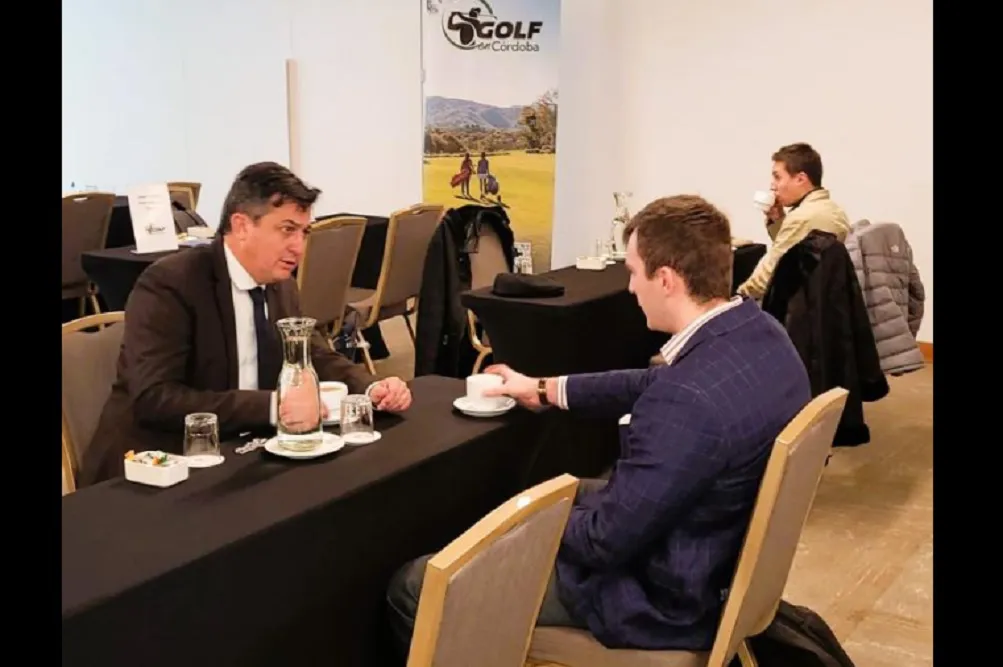 Alejandro Lastra y Sky Airlines