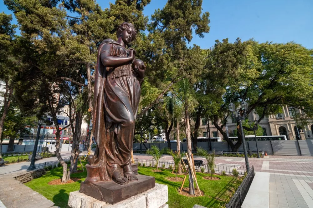 estatua-plaza-colon-3