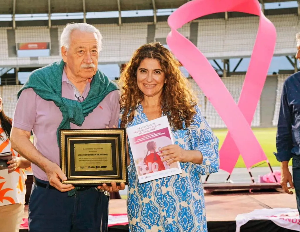 cba mujeres a la cancha