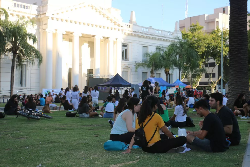 la agencia córdoba joven