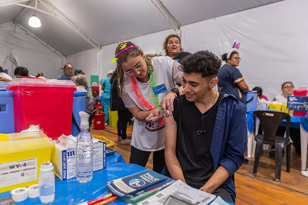 EL OBJETIVO FOTO NOCHE DE LAS VACUNAS 290423 Noche-Vacunas-Vacunacion3