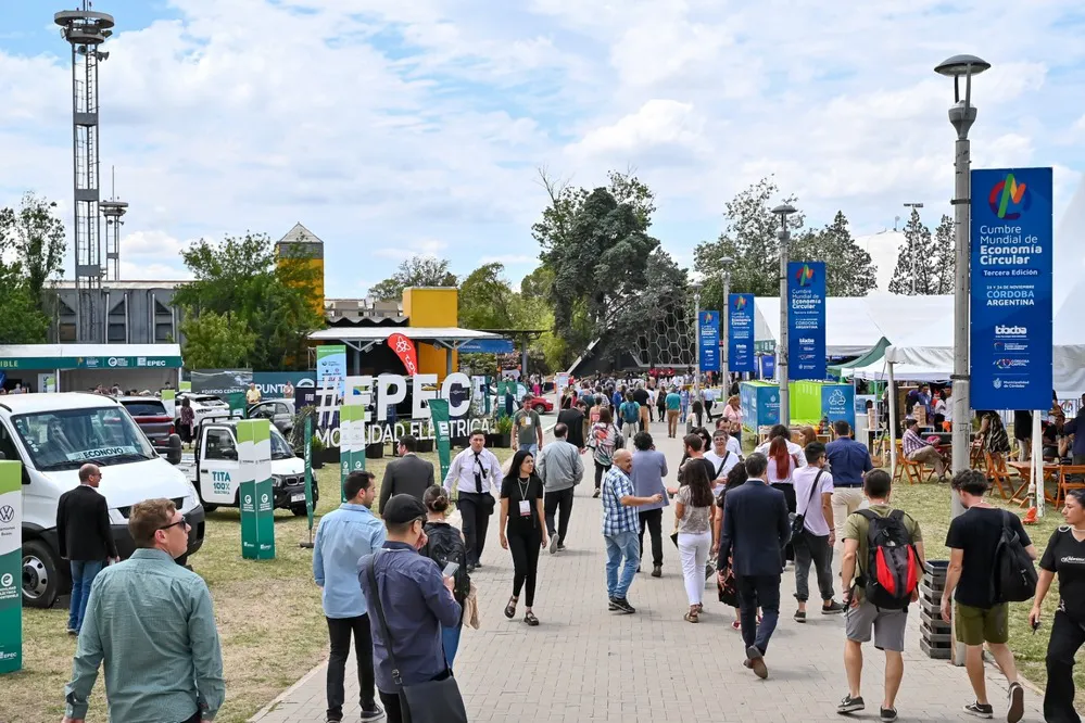 EL OBJETIVO FOTO CUMBRE ECONOMIA CIRCULAR 2023 5