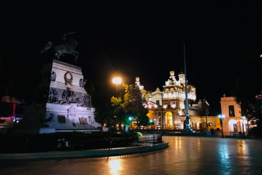 Plaza San Martin noche