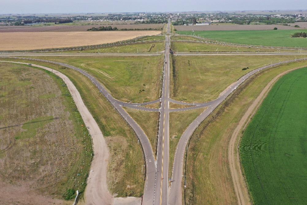 pavimentación de la ruta entre Saira y Marcos Juárez 01