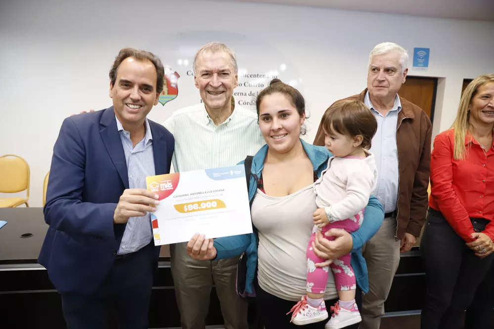 EL OBJETIVO FOTO SCHIARETTI RIO CUARTO VIDA DIGNA