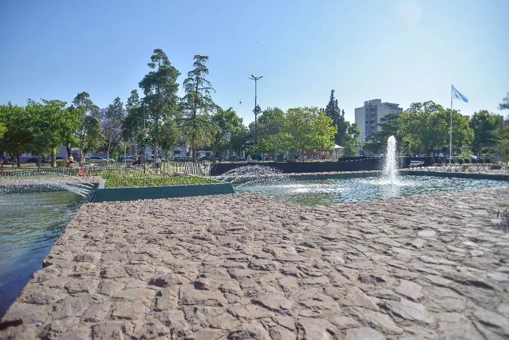 EL OBJETIVO FOTO PLAZA DEL BARCO 3