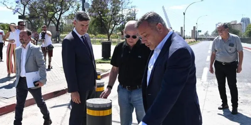 bolardos hidráulicos