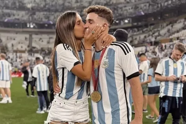 Julián Álvarez y Emilia Ferrero