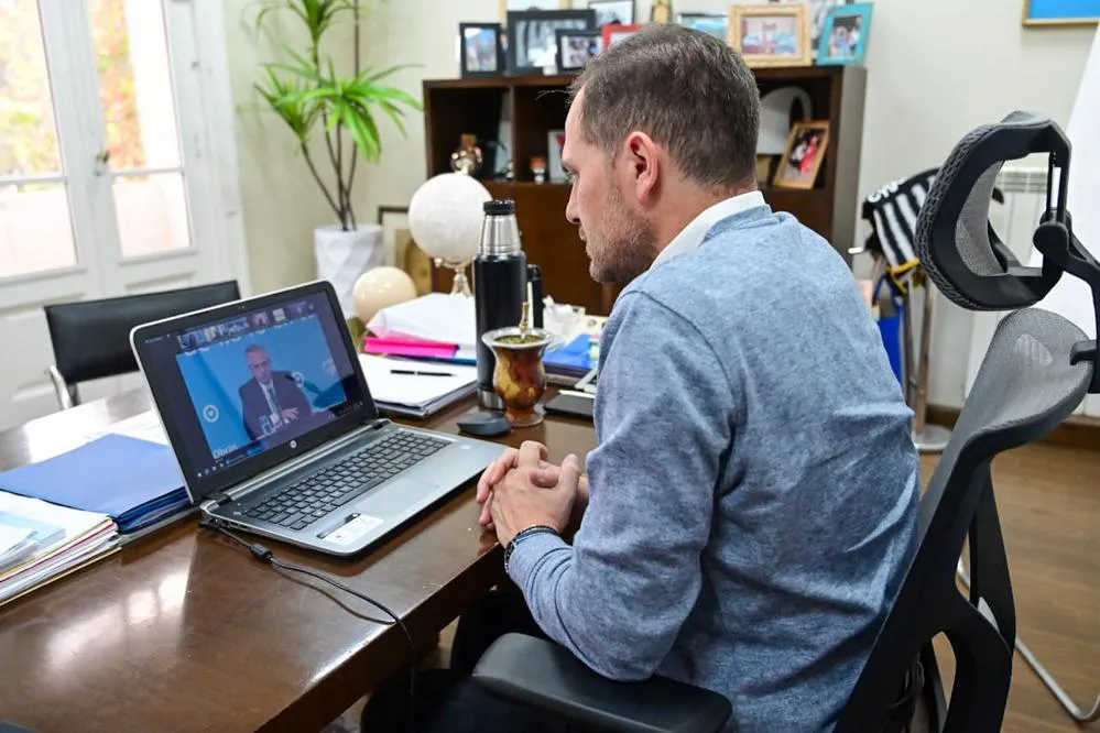 EL OBJETIVO FOTO GILL Plan Argentina Hace
