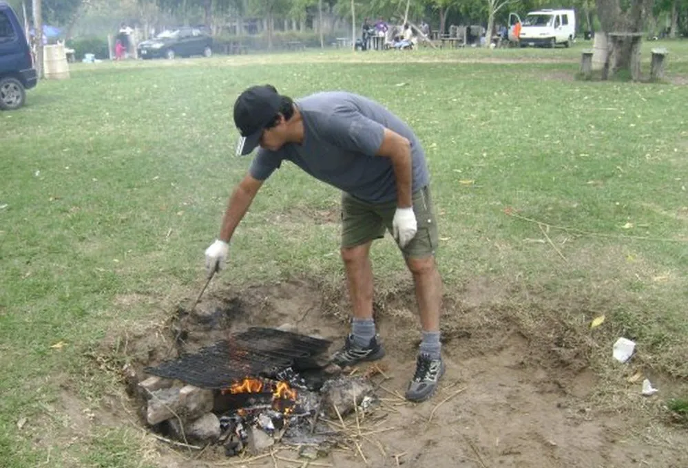 EL OBJETIVO FOTO INCENDIO ASADO