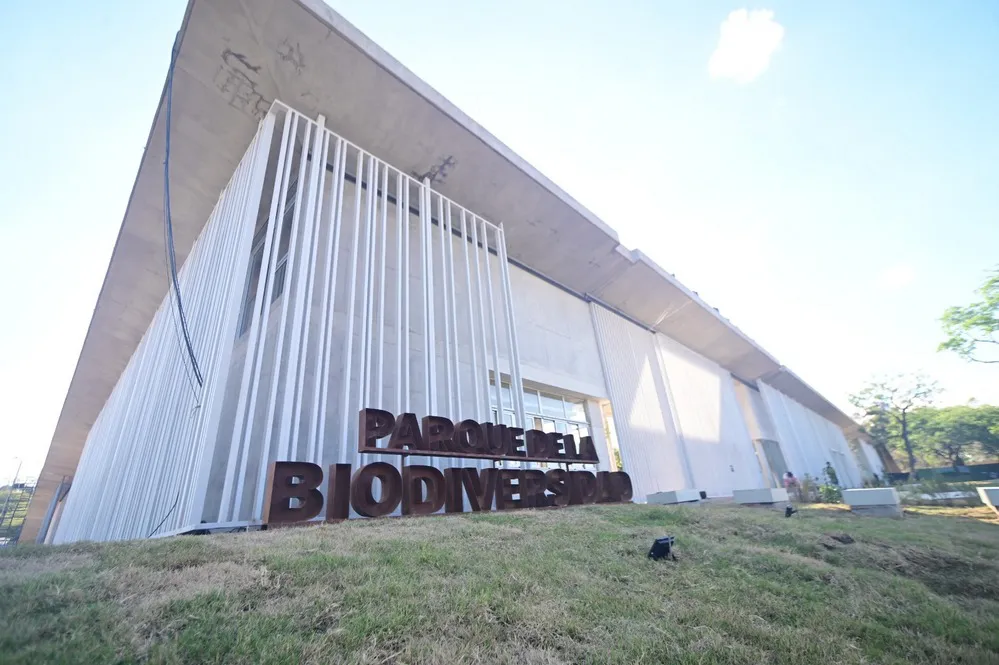 EL OBJETIVO FOTO PARQUE BIODIVERSIDAD ACCESO SABATTINI 2