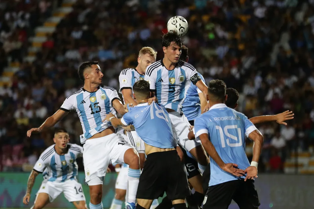 EL OBJETIVO FOTO PREOLIMPICO ARGENTINA URUGUAY NA