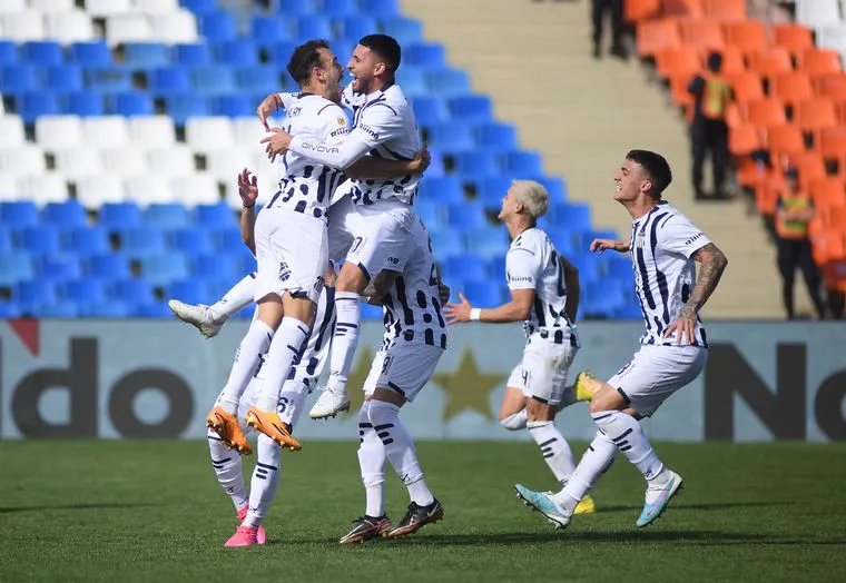talleres le ganó a colón