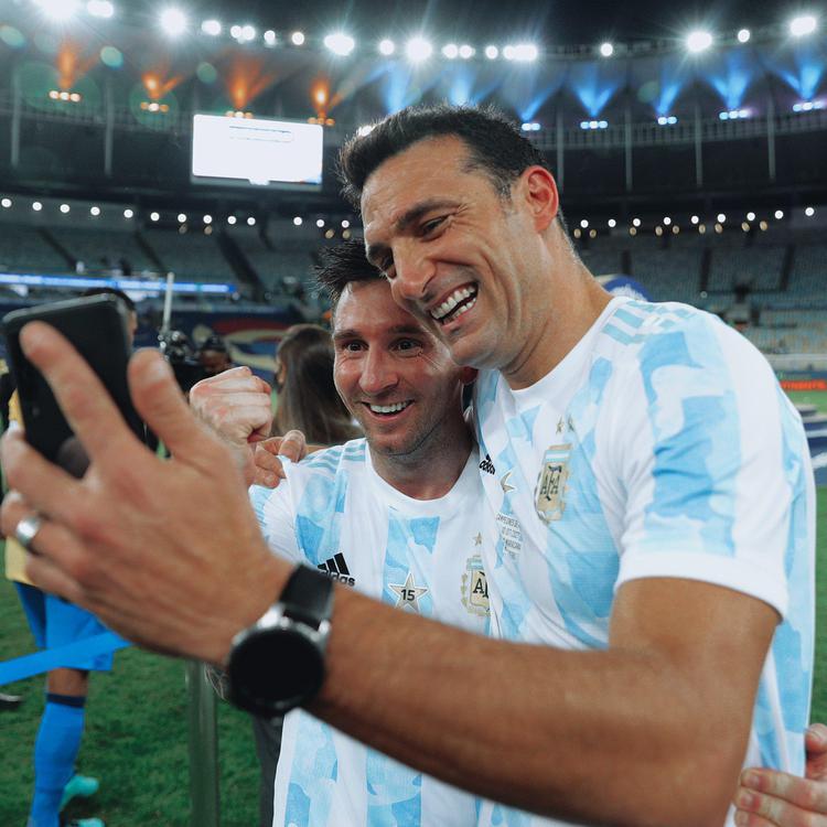 Messi y Scaloni
