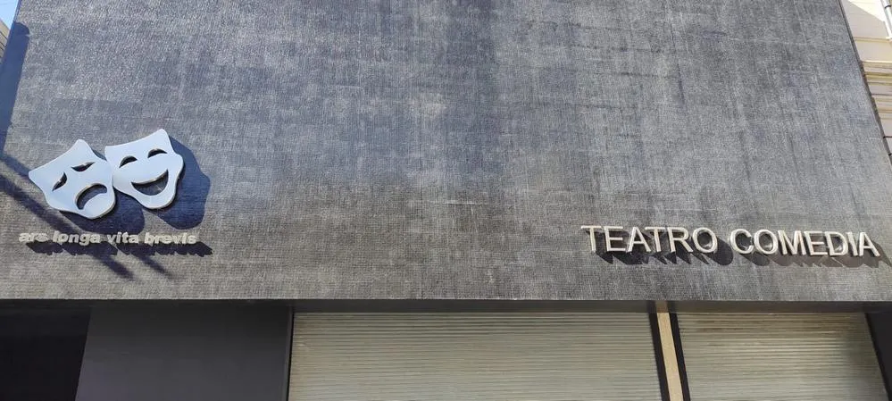 EL OBJETIVO ESPECIALES TEATRO COMEDIA 1