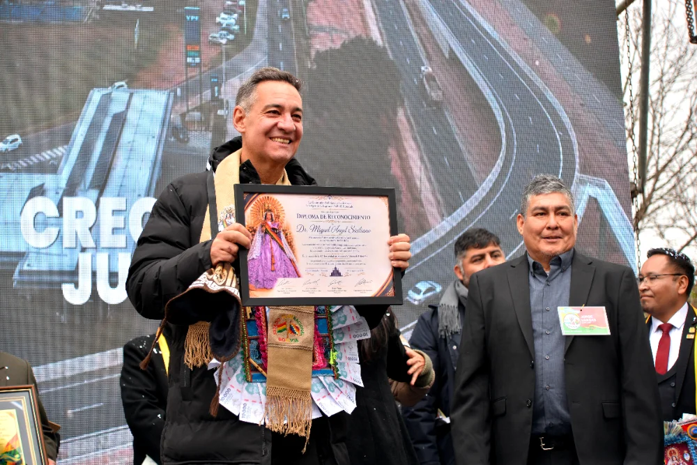 Siciliano en celebración de Virgen de Urkupiña 1