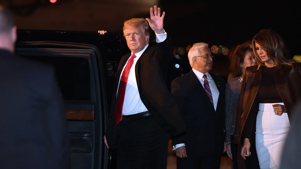 donald-trump-melania-trump-llegada-argentina
