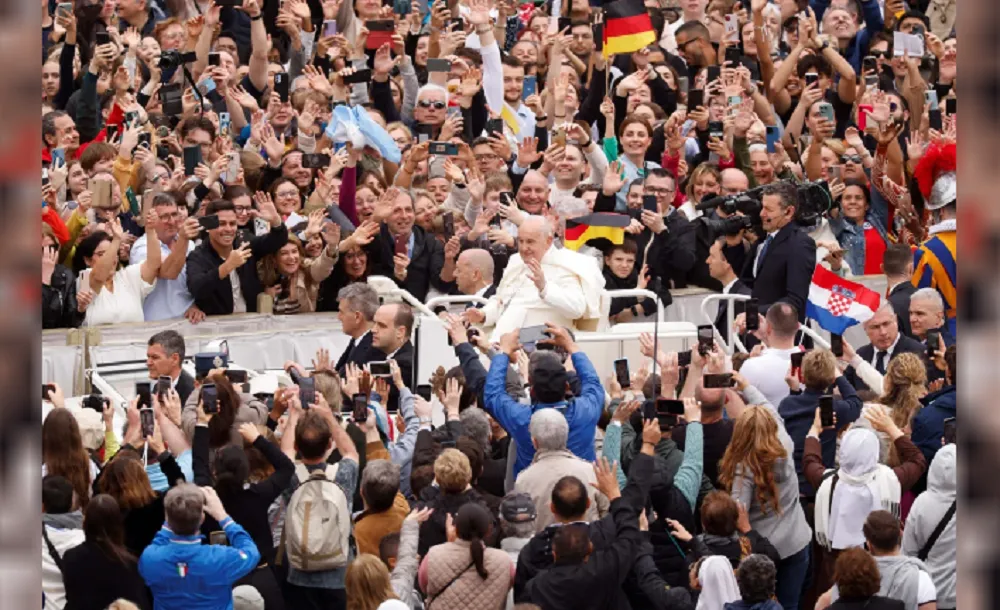 papamóvil 4 pascuas