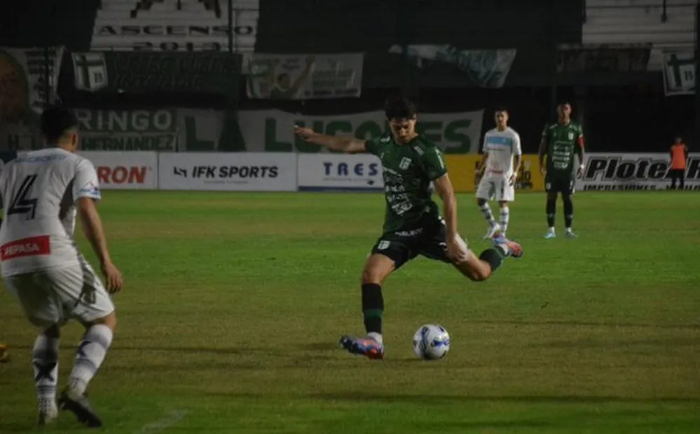 EL OBJETIVO FOTO SPORTIVO BELGRANO GYE CDU X DIARIOSPORTS
