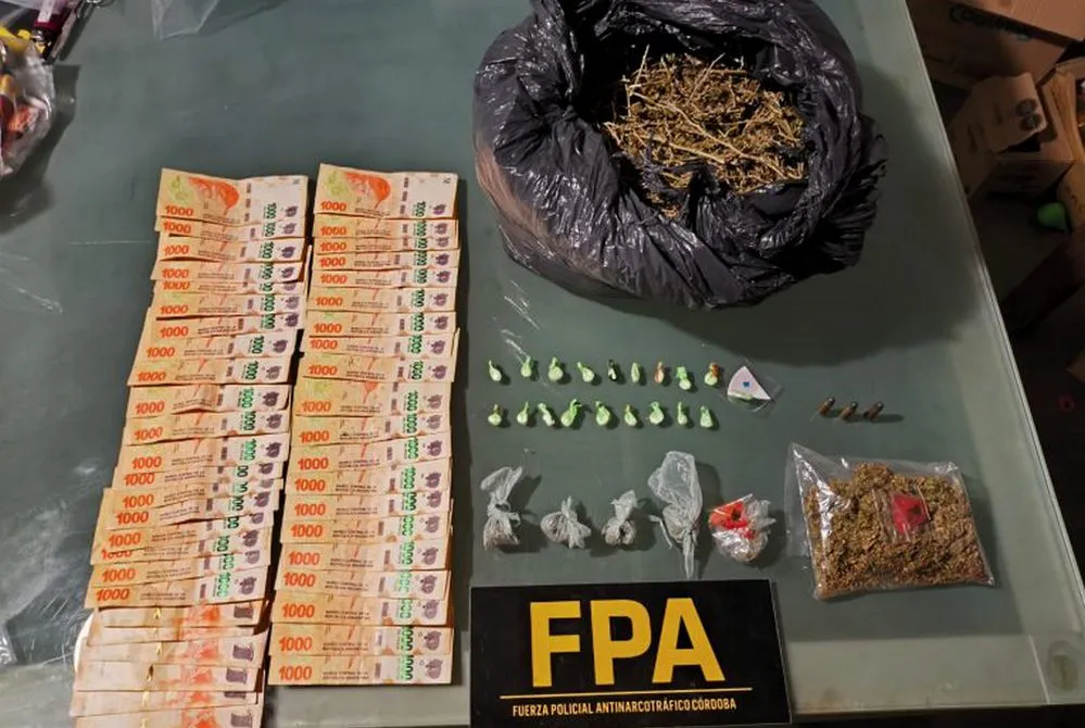 EL OBJETIVO FOTO FPA VILLA ALLENDE SECUESTRO DROGA