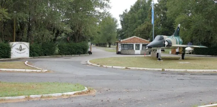 paracaidista militar