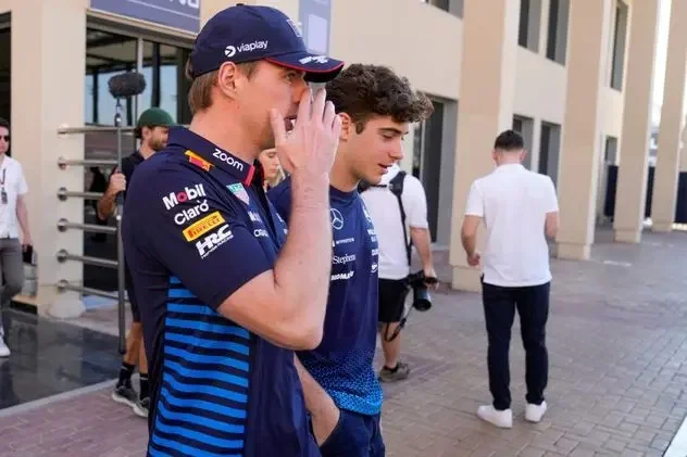 Verstappen y Colapinto