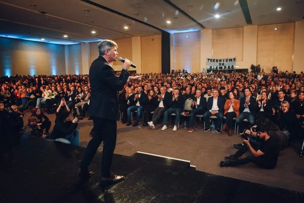 EL OBJETIVO FOTO LANZAMIENTO PASSERINI INTENDENTE
