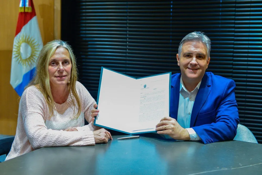 EL OBJETIVO FOTO REGLAMENTACION NARCOTEST LLARYORA