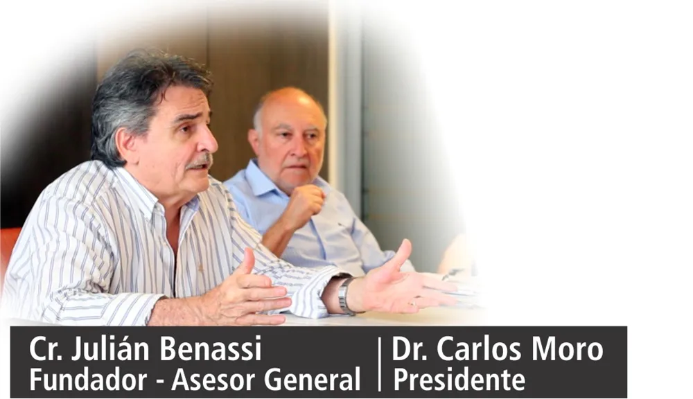 FOTO JULIAN Y MORO SOLICITADA