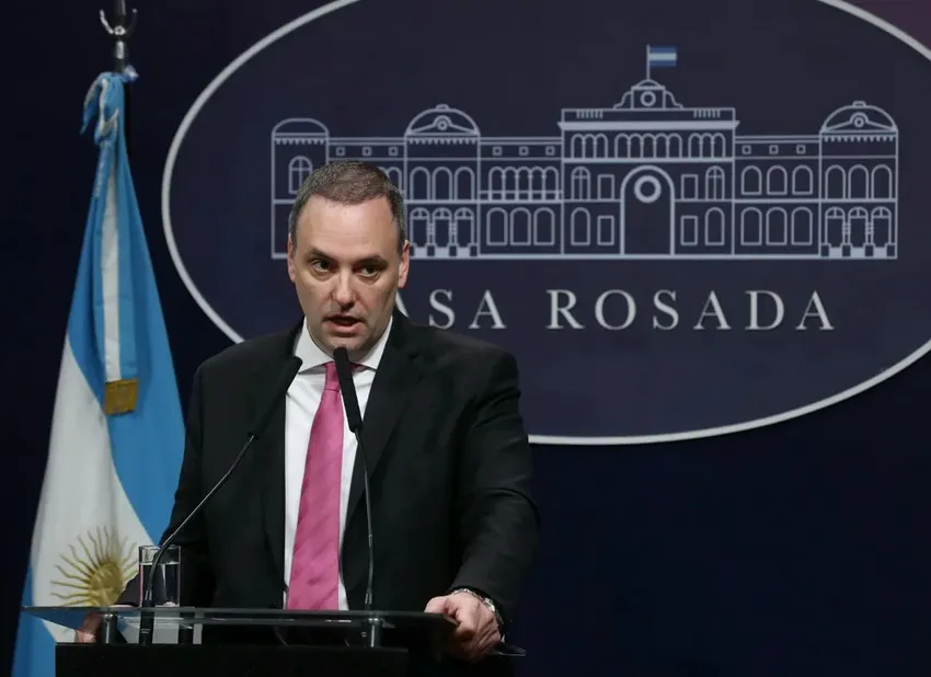 manuel-adorni-discurso_ archivo NA