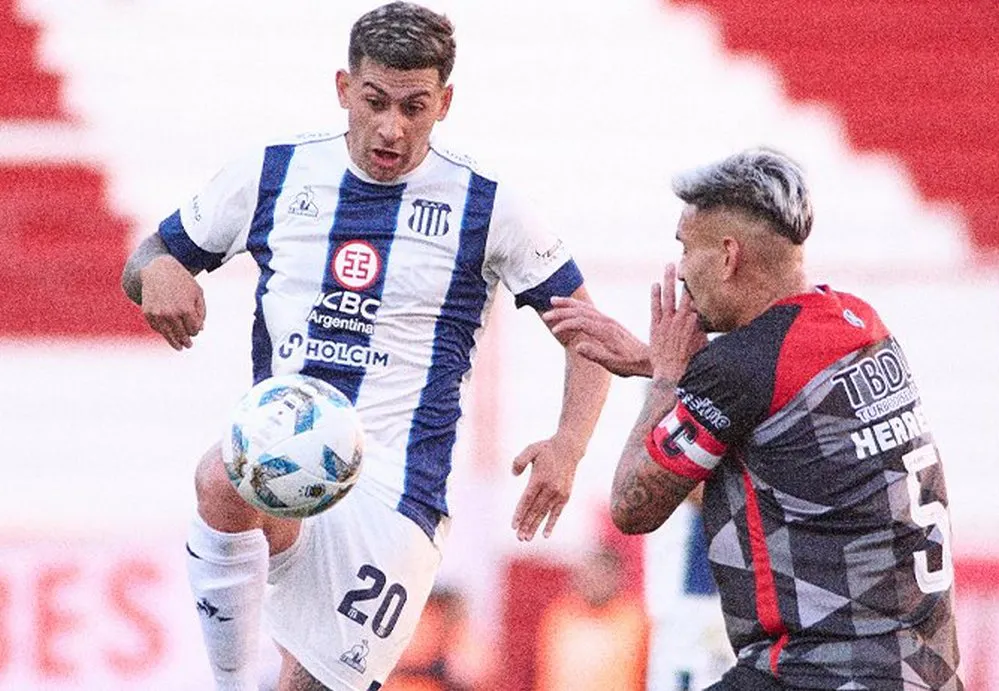 EL OBJETIVO FOTO BARRACAS TALLERES X T 1