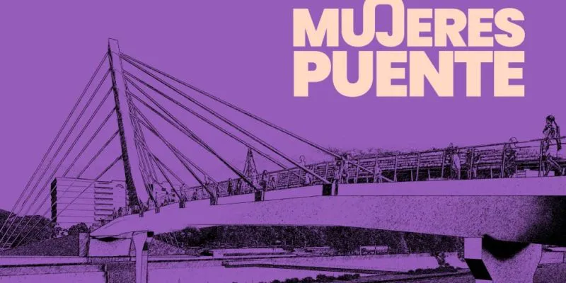Mujeres puente