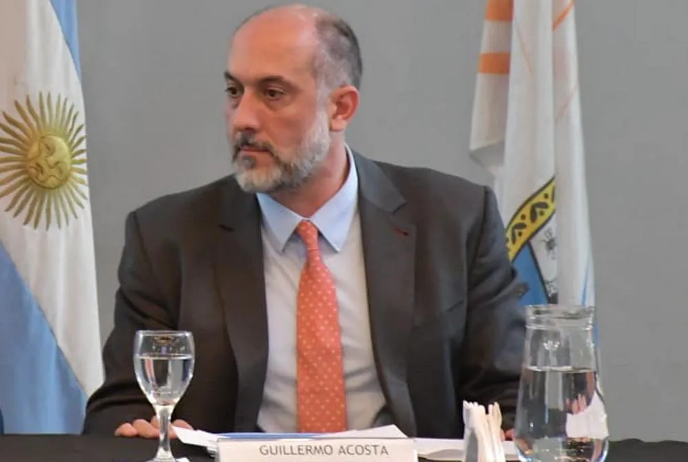 EL OBJETIVO FOTO GUILLERMO ACOSTA MINISTRO DE ECONOMIA CBA