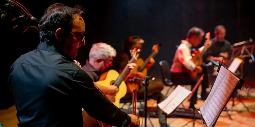 EL OBJETIVO FOTO ENSAMBLE MUNICIPAL MUSICA CIUDADANA CBA