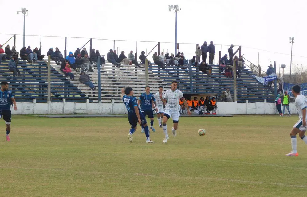 EL OBJETIVO FOTO EL LINQUEÑO SPORTIVO BELGRANO PRENSA SPORTIVO 2