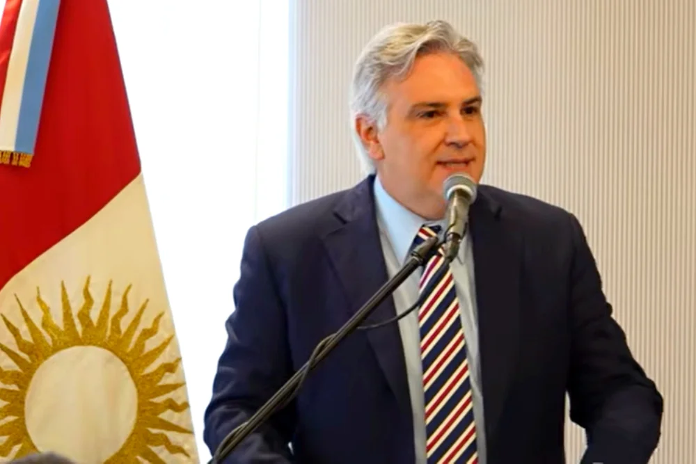gobernador Martín Llaryora