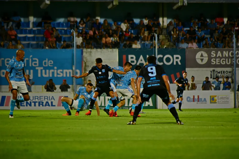 EL OBJETIVO FOTO ESTUDIANTES RC Estudiantes - CADU ultimo enfrentamiento 1