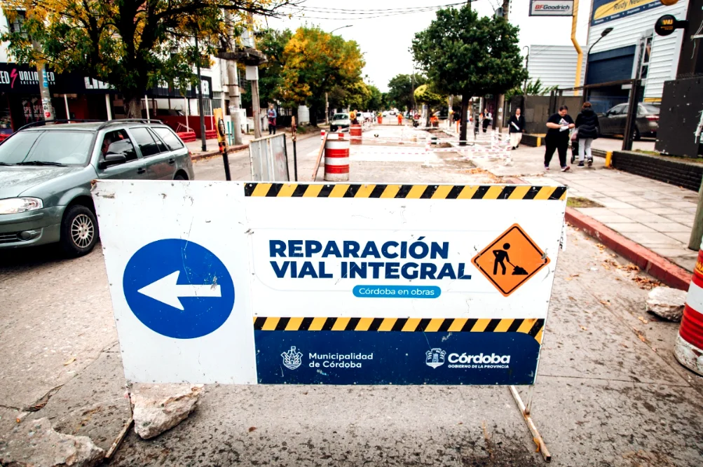 Bv Los Granaderos y Virgen de la Merced