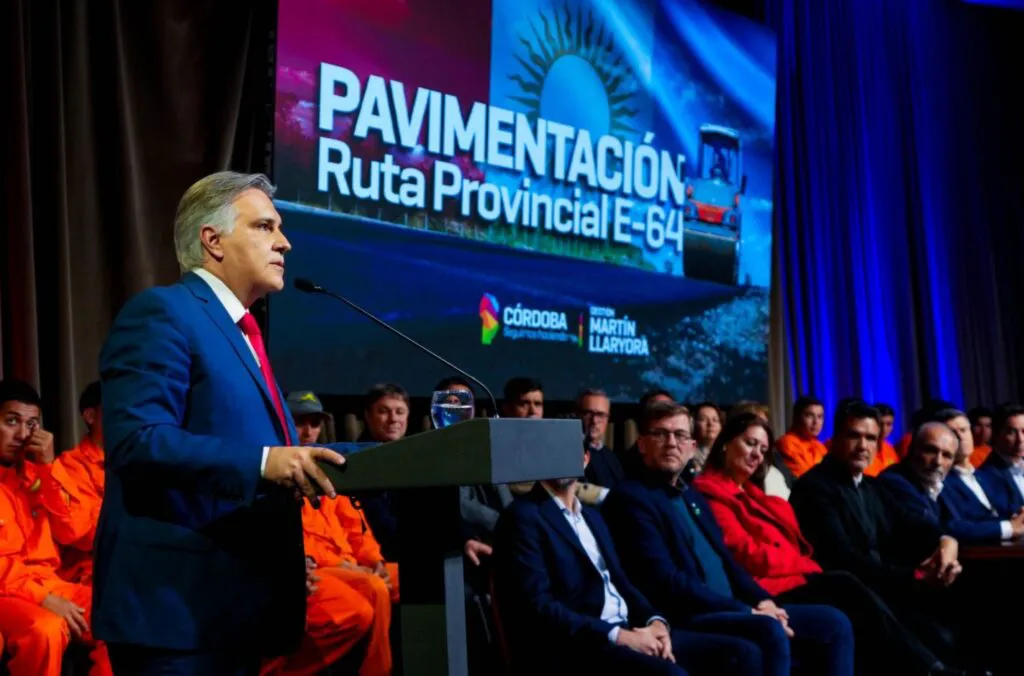 llaryora pavimento
