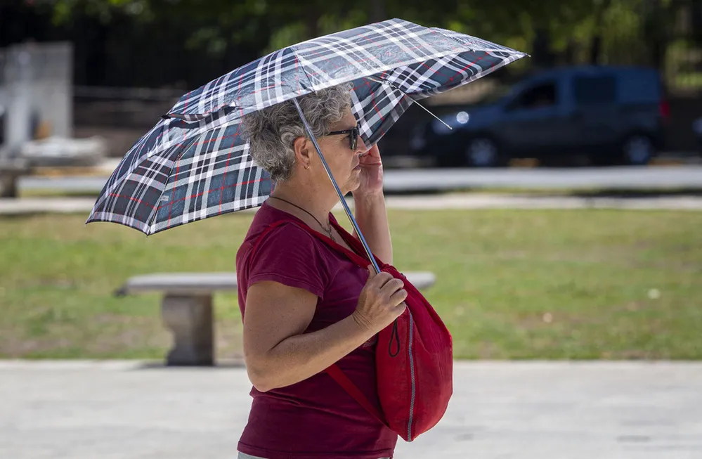 EL OBJETIVO FOTO OLA DE CALOR CABA NA 1