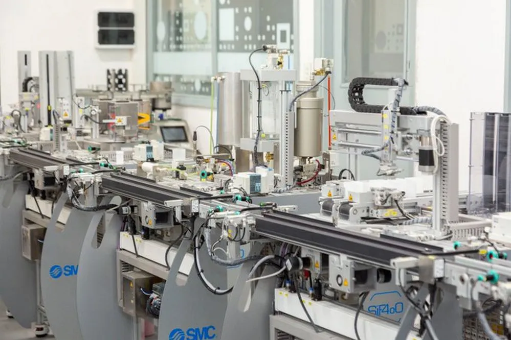 EL OBJETIVO FOTO INTI NUEVO LABORATORIO