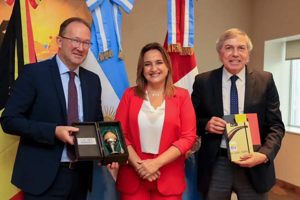 Prunotto embajador de Bélgica