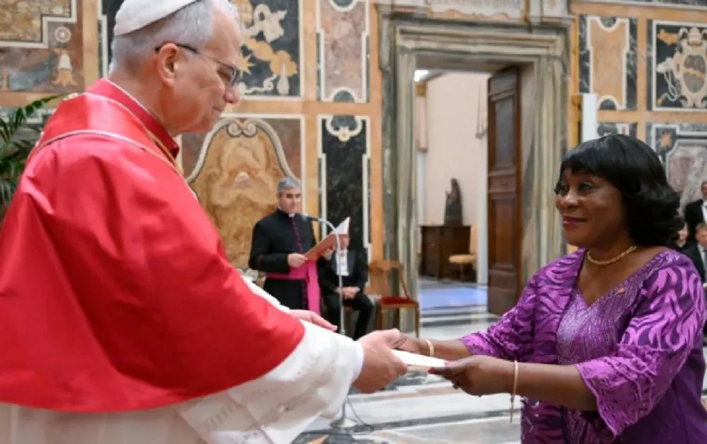 papa León XIV diplomacia mundial